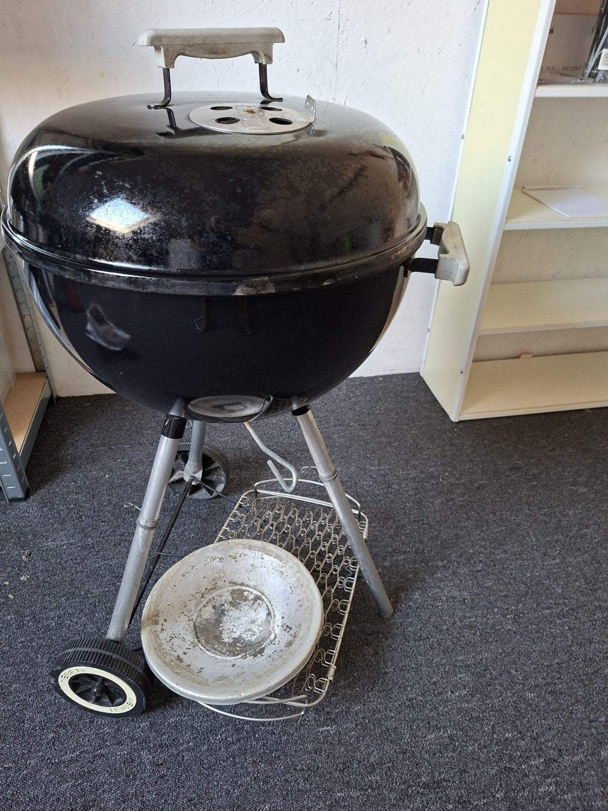 Weber barbecue op wielen - Gebruikt, Ophalen, Gebruikt, Weber