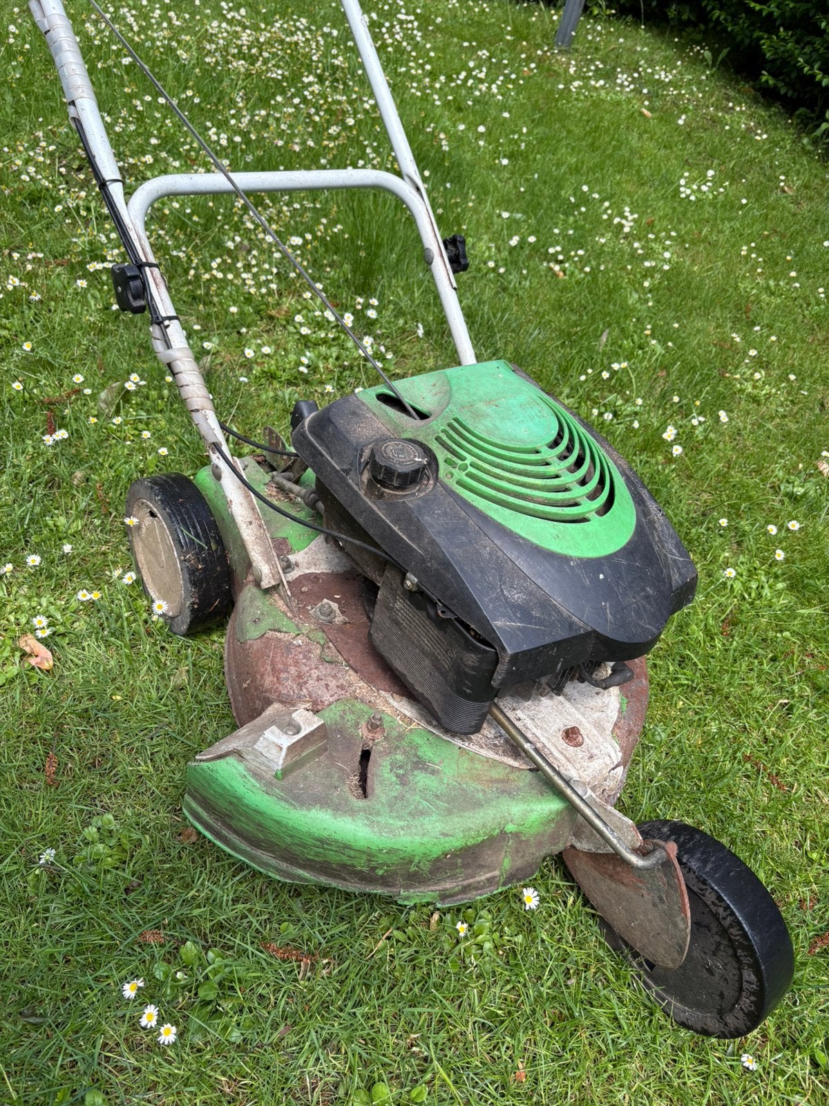 Leuke 3 wielige motor maaier, Ophalen, Cirkelmaaier, Gebruikt, Mulchfunctie