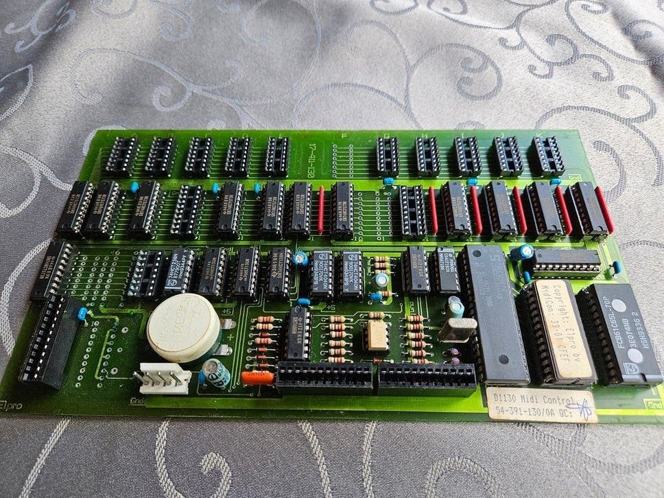 printplaat d1130 midi -control, Ophalen of Verzenden, Elektrische gitaar