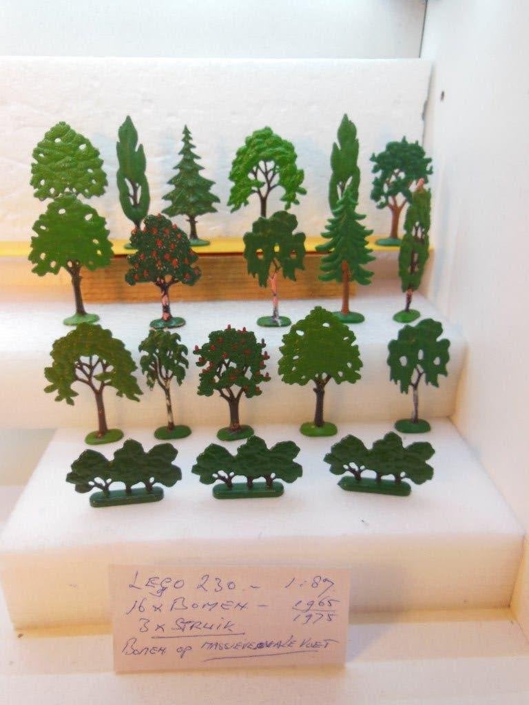 LEGO 230 - 16 x Bomen + 3 x Struiken  - 1:87 - 1965/75, Ophalen of Verzenden, Gebruikt, Overige typen, Overige merken