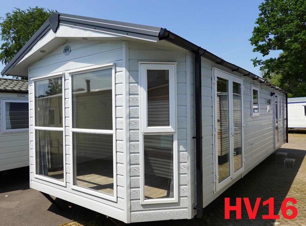 Betaalbaar en keurig chalet met 2 slk, dubbel glas en CV, Caravans en Kamperen, Tot en met 4