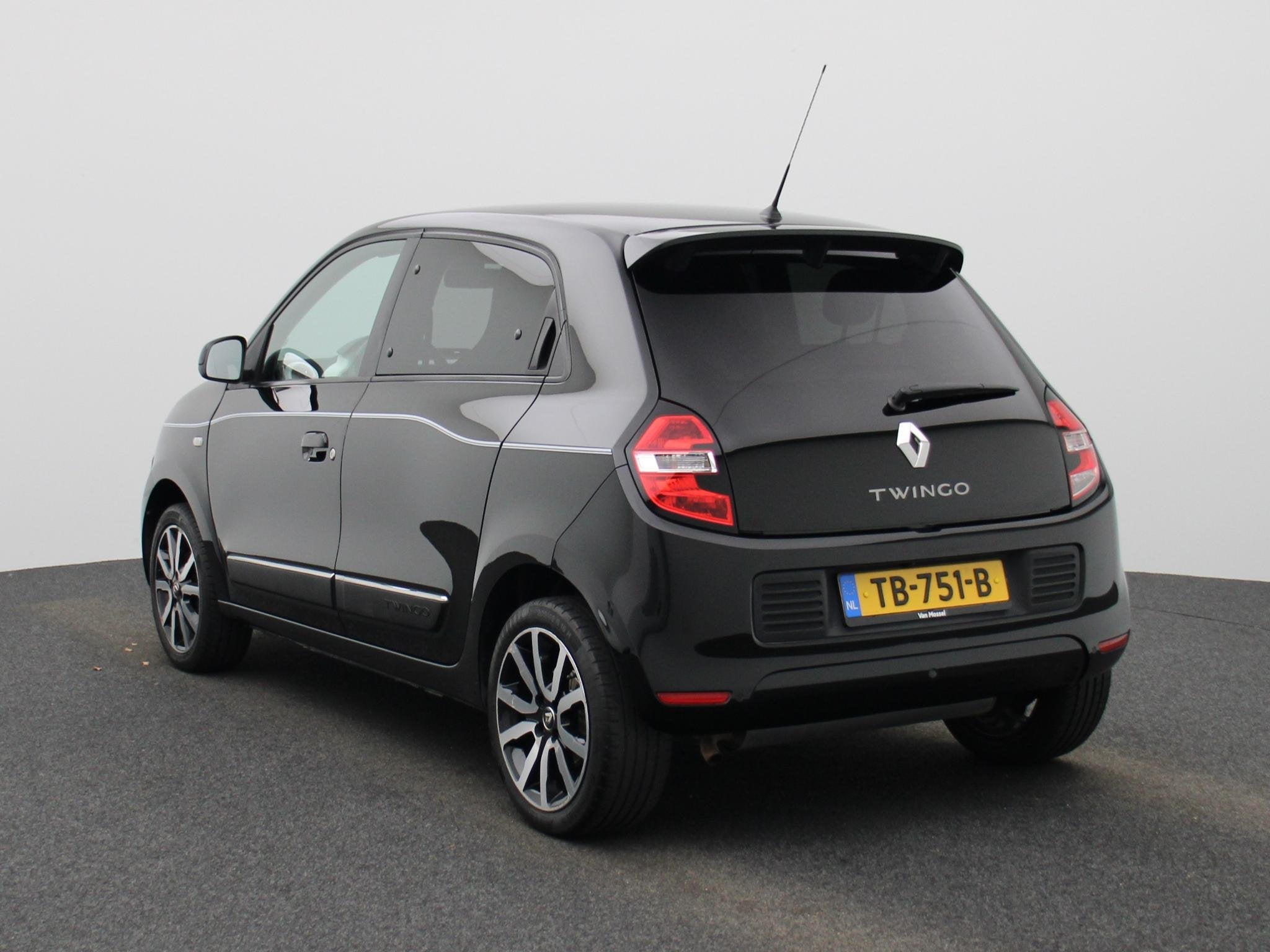 Renault Twingo 1.0 SCe Intens | CAMERA | NAVIGATIE | PDC | L, 12 maanden, Gebruikt, Euro 6, 4 stoelen