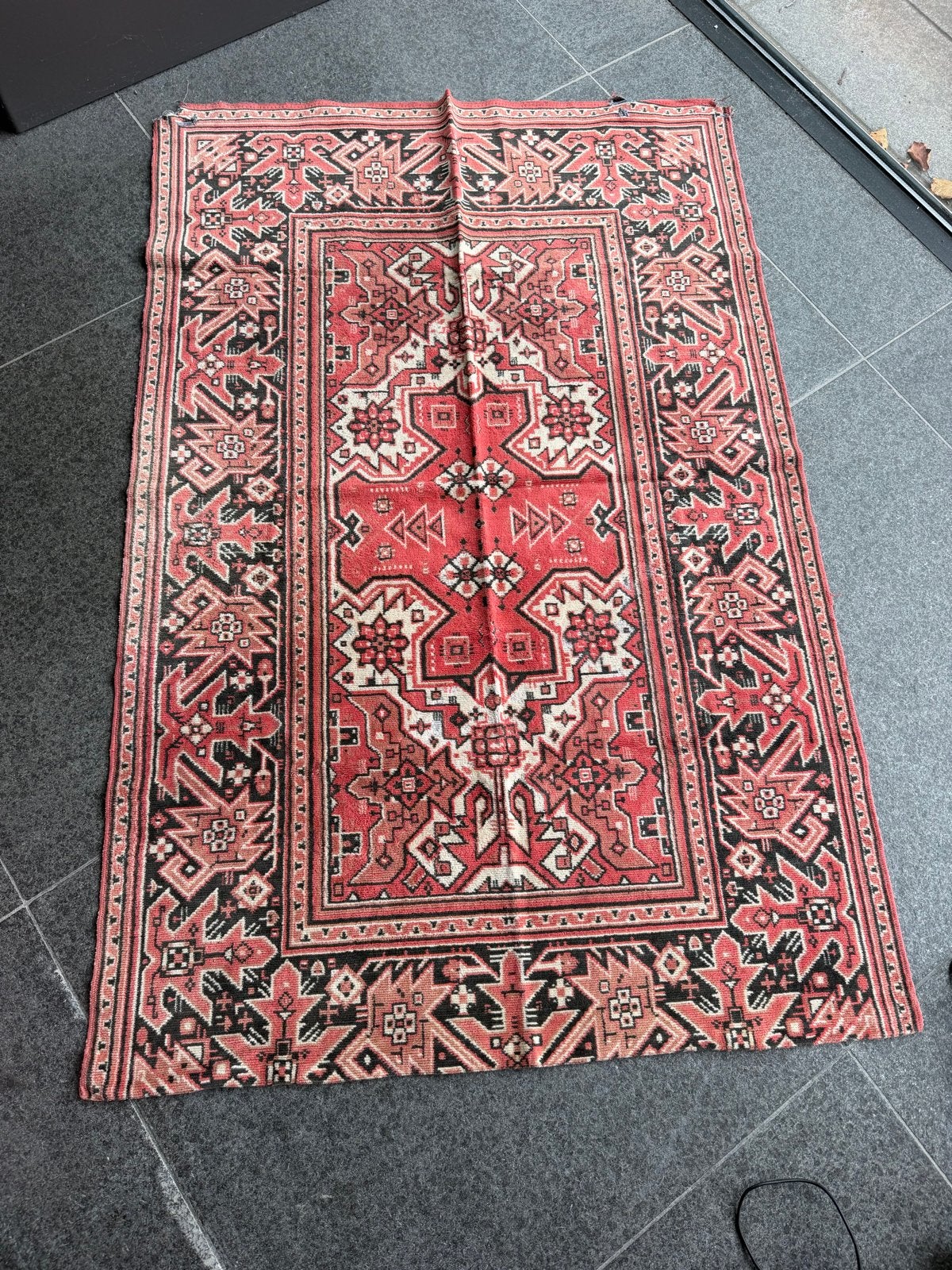 Vintage (tafel) kleed - Rood met geometrisch patroon, Gebruikt, 150 tot 200 cm, Rechthoekig, Rood