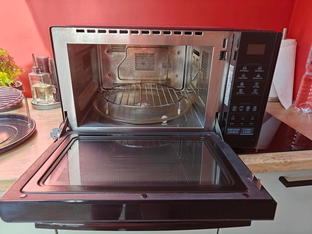LG Lightwave Combimagnetron, Witgoed en Apparatuur, Combimagnetron, Gebruikt, Grill, Ophalen of Verzenden