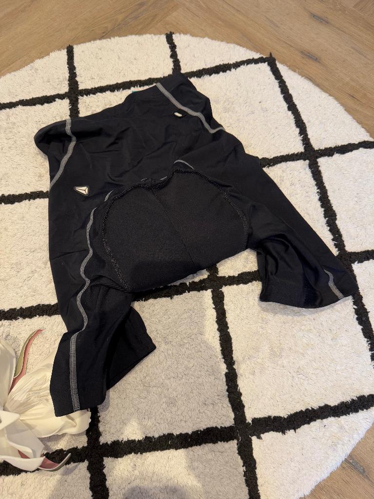 ZGAN zwart Cube fiets MTB race S unisex short broek zeem, Fietsen en Brommers, Fietsaccessoires | Fietskleding, S, Dames, Ophalen of Verzenden