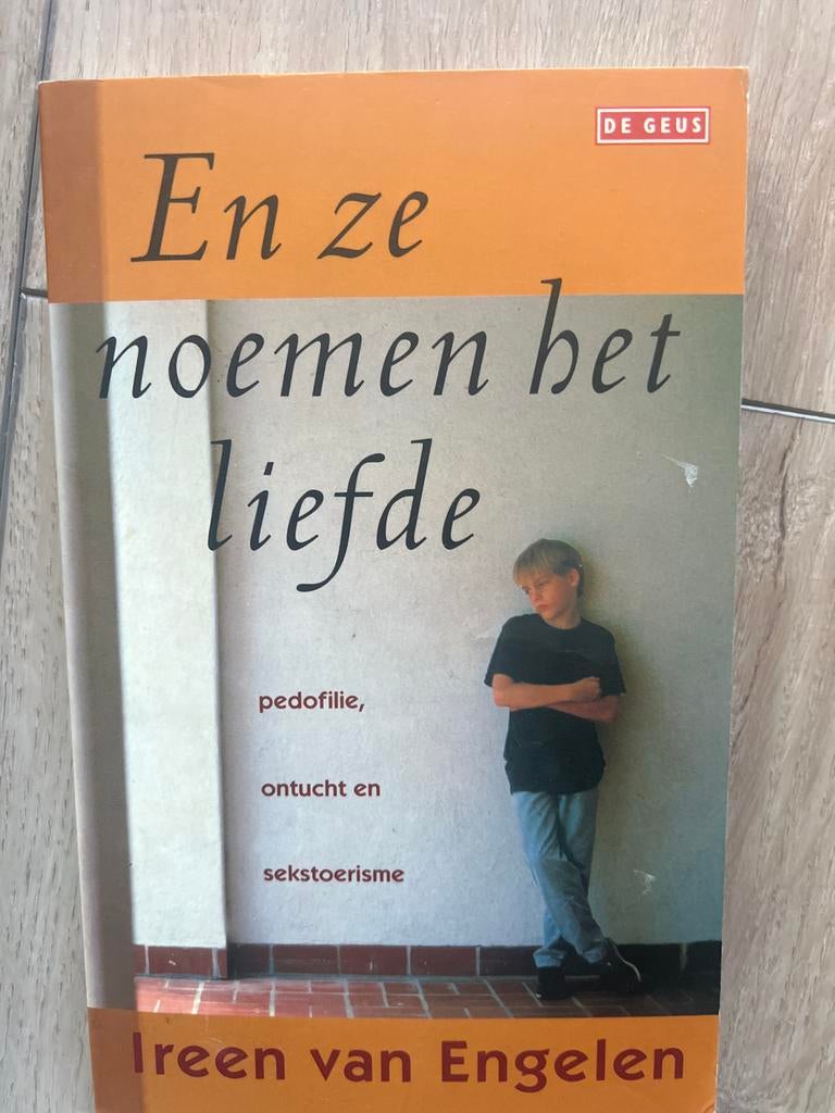 En ze noemen het liefde - Ireen van Engelen, Ophalen of Verzenden, Gelezen