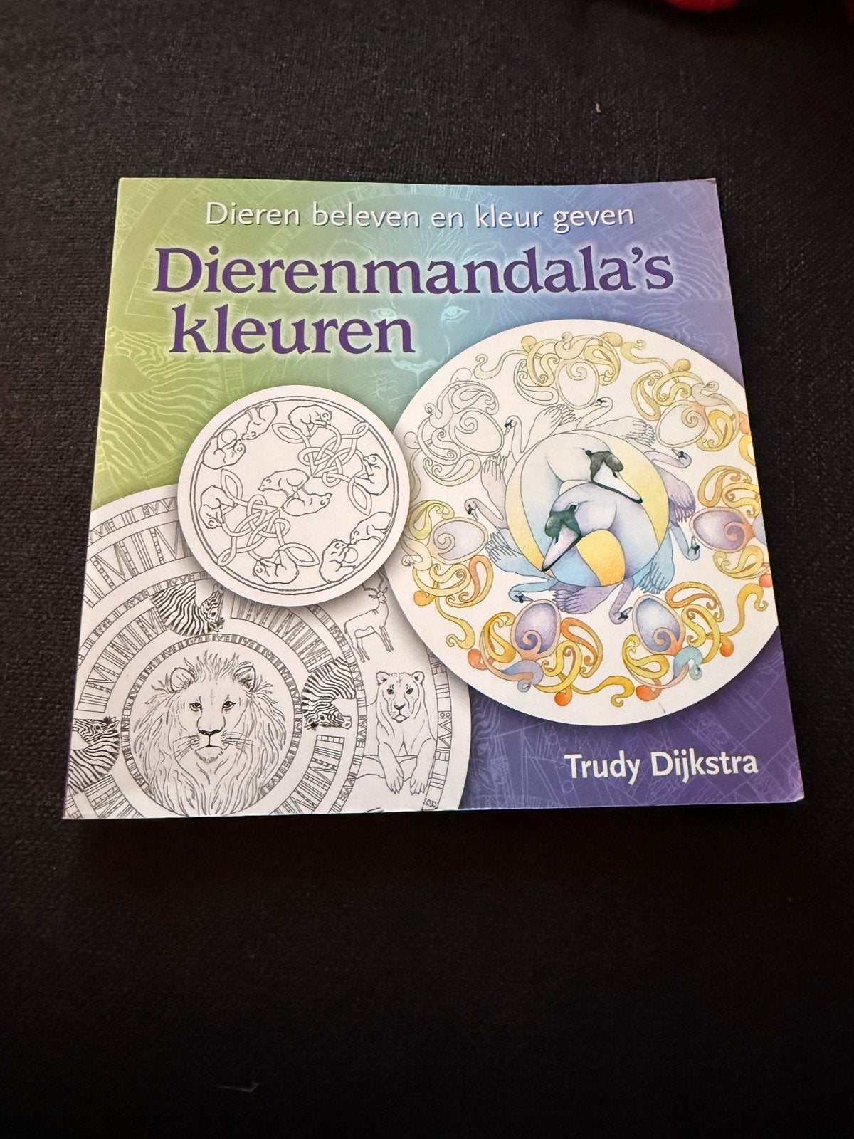 Dierenmandala's kleuren - Trudy Dijkstra, Ophalen of Verzenden, Zo goed als nieuw