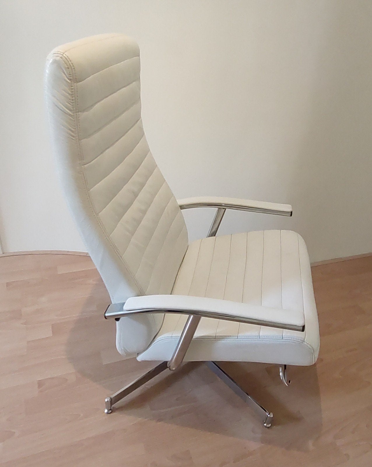 Wit leren Cuba relaxfauteuil Hulshoff Design, Ophalen, Gebruikt, Minder dan 75 cm, Tijdloos