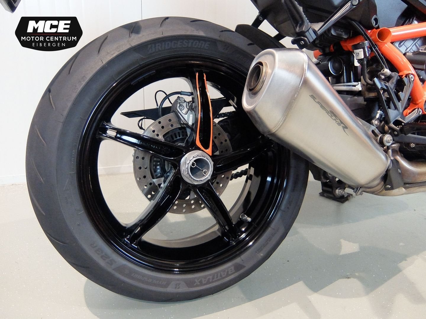 KTM 1290 SUPER DUKE R (bj 2020), 2 cilinders, KTM, Motorrijbewijs A, Bedrijf