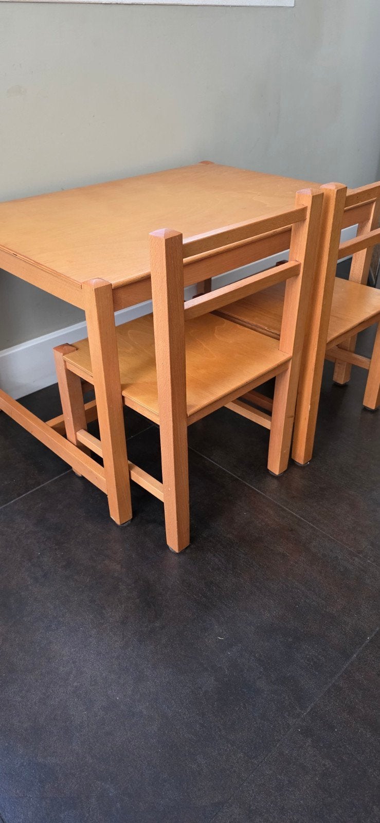 Kinder tafeltje met 2 stoeltjes - blank hout, Ophalen, Zo goed als nieuw, Tafel(s) en Stoel(en)