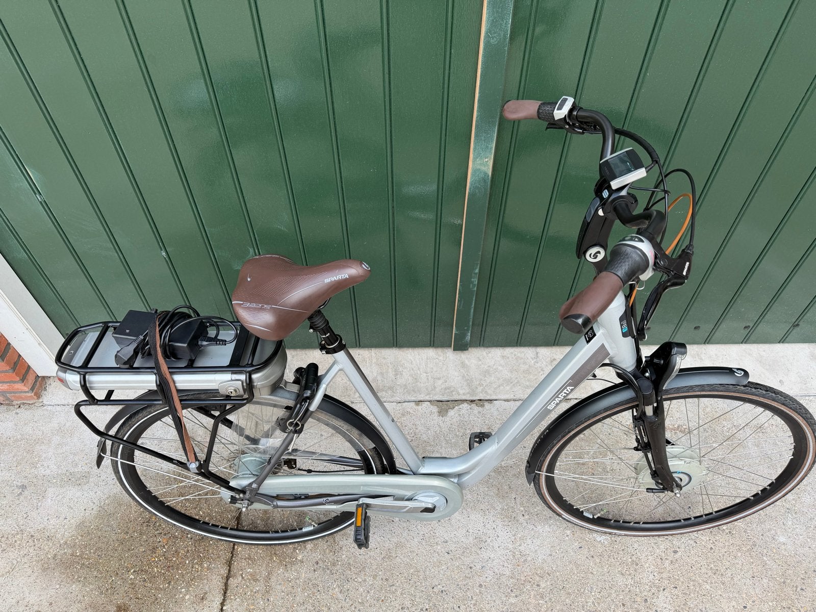 Zeer nette Sparta F8E met sterke 540 Wh accu, 57 cm, Sparta, Ophalen of Verzenden, Zo goed als nieuw, 50 km per accu of meer