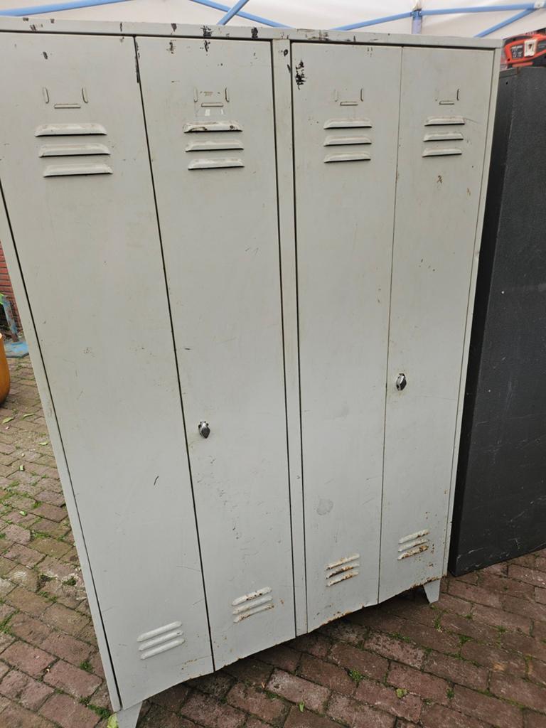 Vintage metal locker - 185x120x50 cm, Huis en Inrichting, Kasten | Lockerkasten, Ophalen, Gebruikt, Industrieel, Vintage