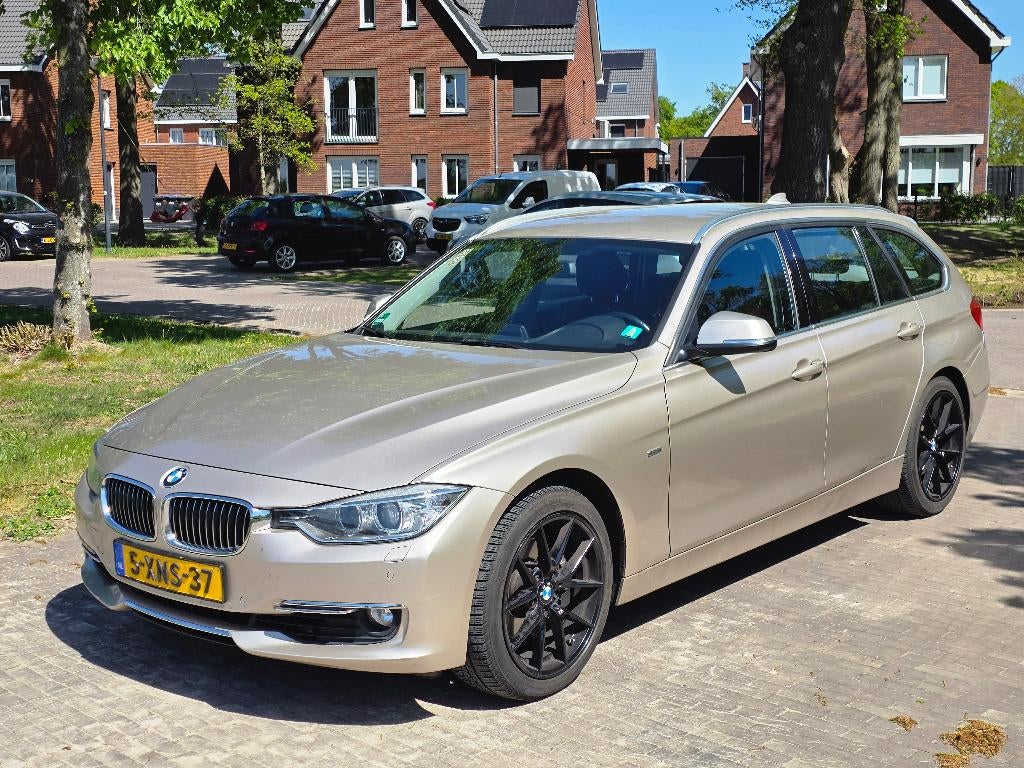 BMW 3-Serie 2.0 320D Touring AUT 2013, Auto's, 1995 cc, 4 cilinders, Stationwagon, Diesel