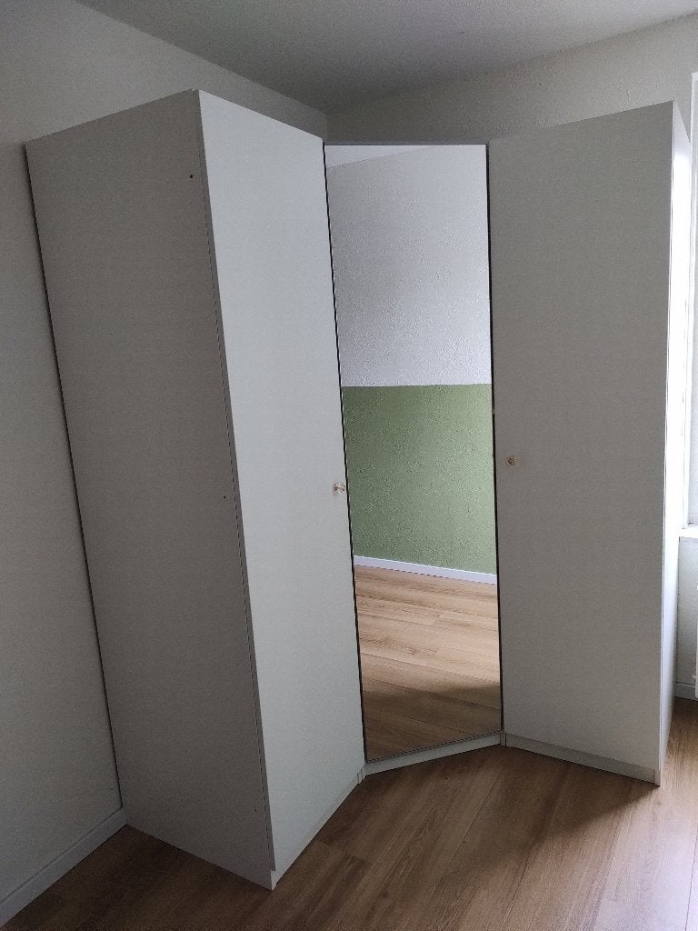 Hoekkast met legplanken en hang gedeelte, Ophalen, Met deur(en), Gebruikt, 100 tot 150 cm