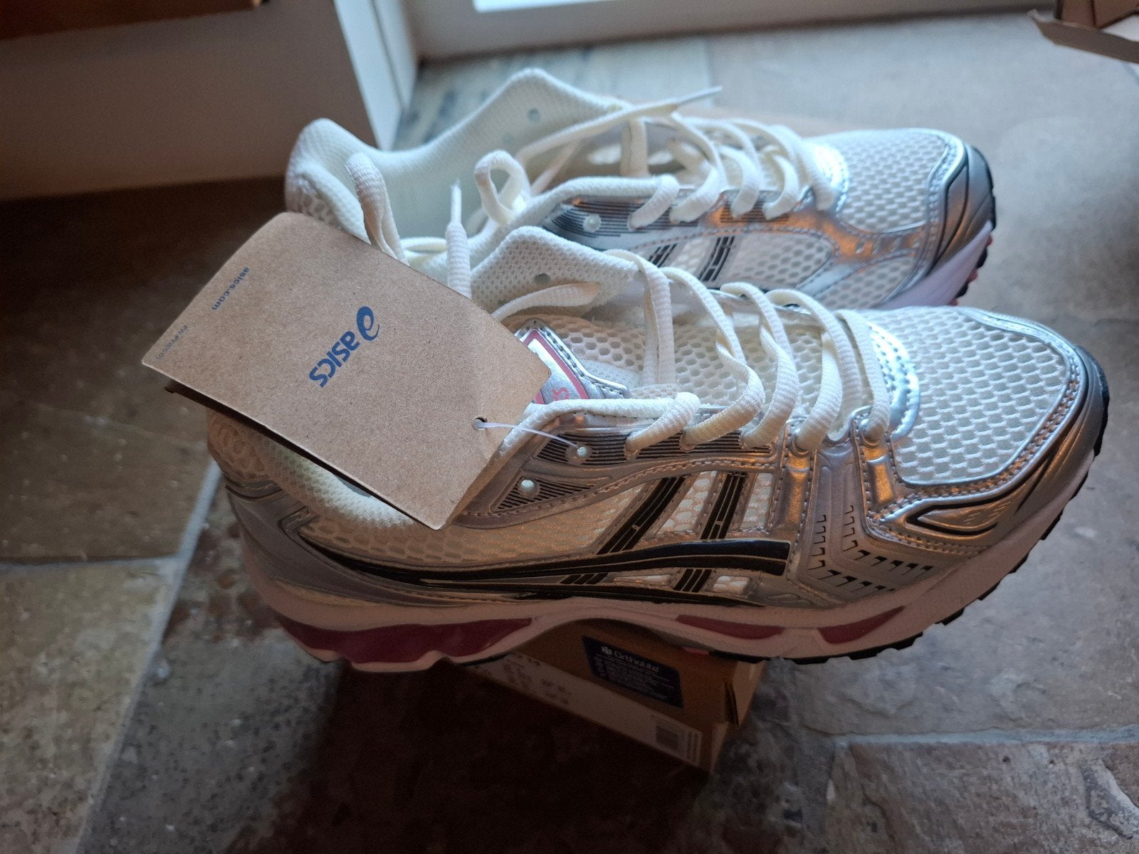 ASICS GEL-KAYANO 14 Sneakers - Cream/Sweet Pink, Ophalen of Verzenden, Nieuw, Roze, Sneakers of Gympen