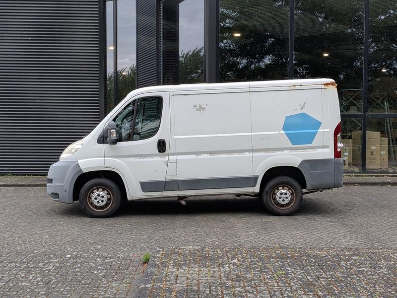 Bedrijfsauto, Peugeot Boxer 330 2.2 HDI L1H1, 2010, Voorwielaandrijving, 101 pk, 1816 kg, 2000 kg