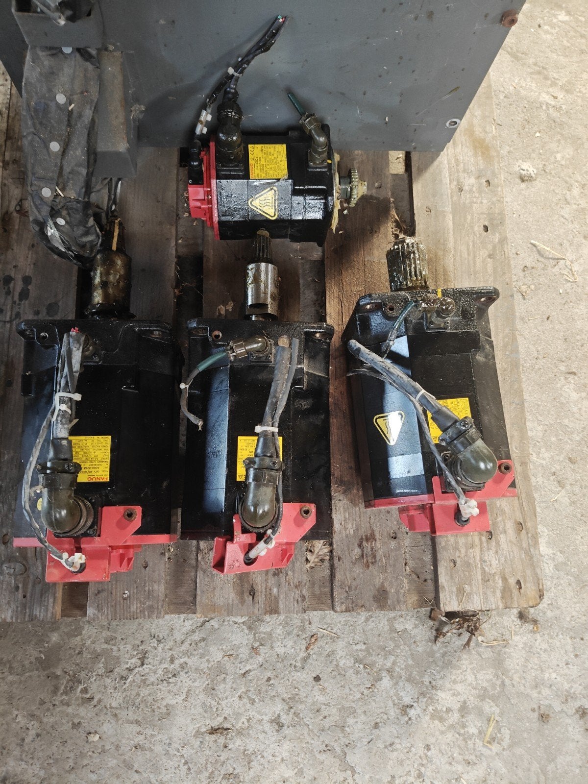 FANUC AC Servomotoren: 3x αiS 30/4000, 1x α 4/4000, Ophalen of Verzenden, Elektromotor