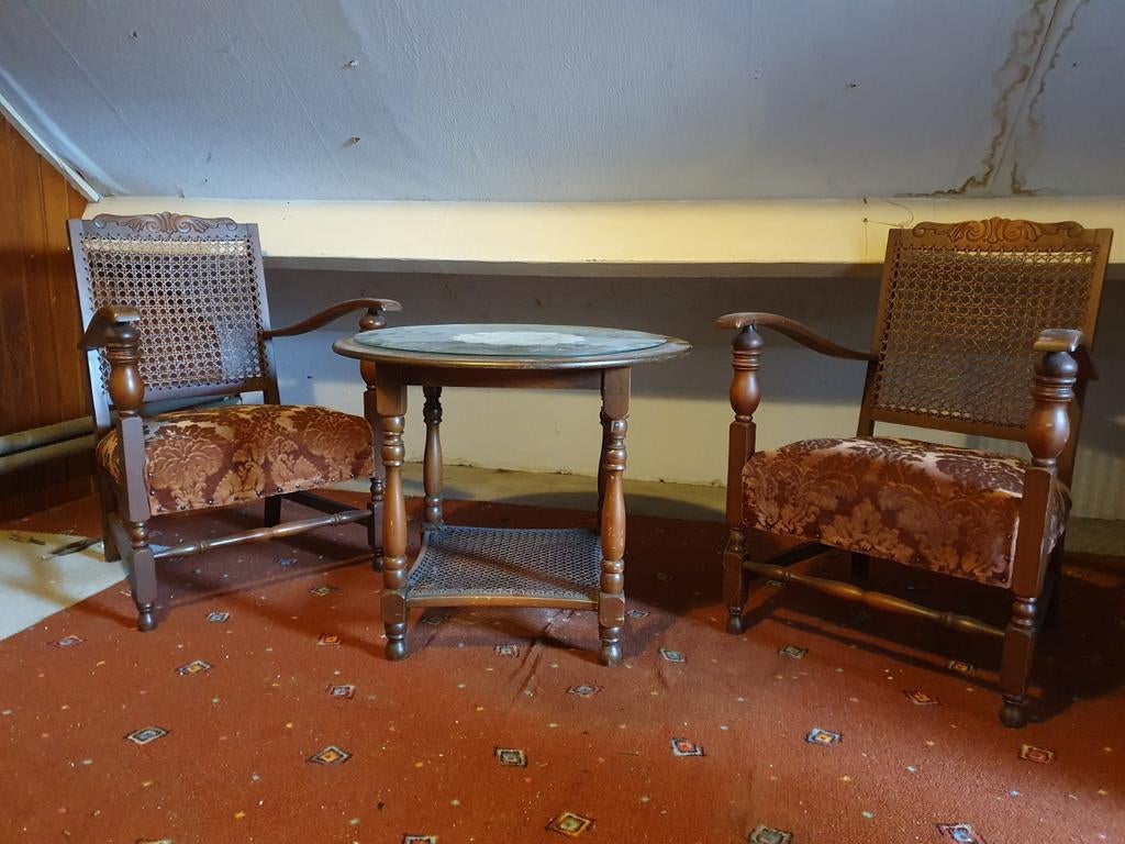 Brocante set: 2 stoelen en tafel, Antiek en Kunst, Curiosa en Brocante, Ophalen of Verzenden