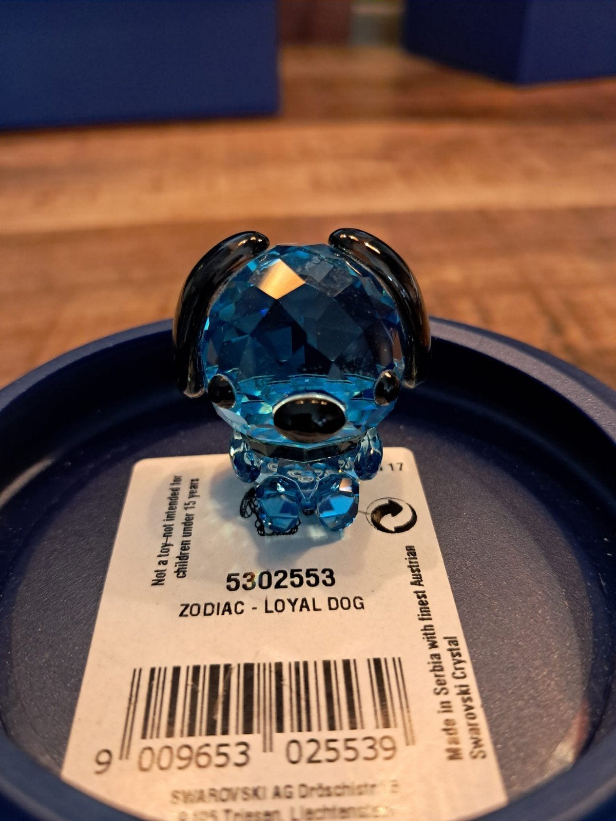 Swarovski Zodiac Loyal Dog Kristalbeeldje in originele doos, Ophalen of Verzenden, Zo goed als nieuw, Hond of Kat, Beeldje of Figuurtje