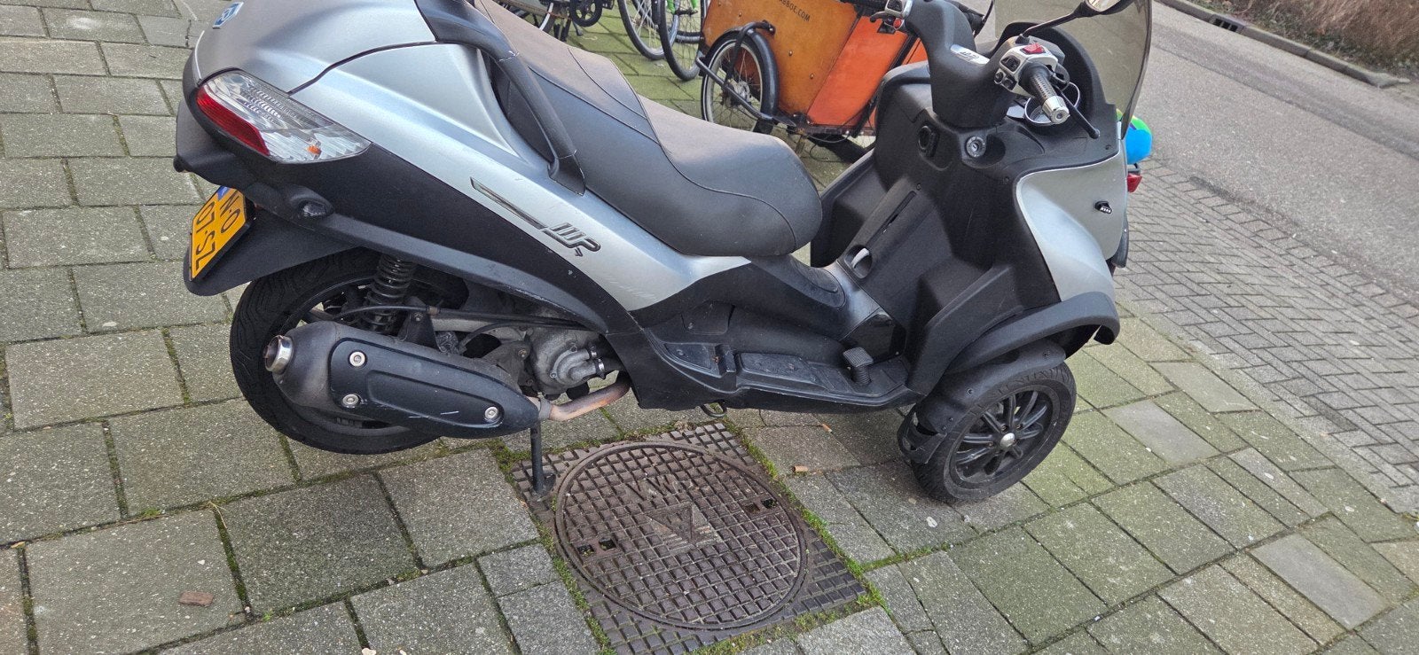 Piaggio mp3 250cc