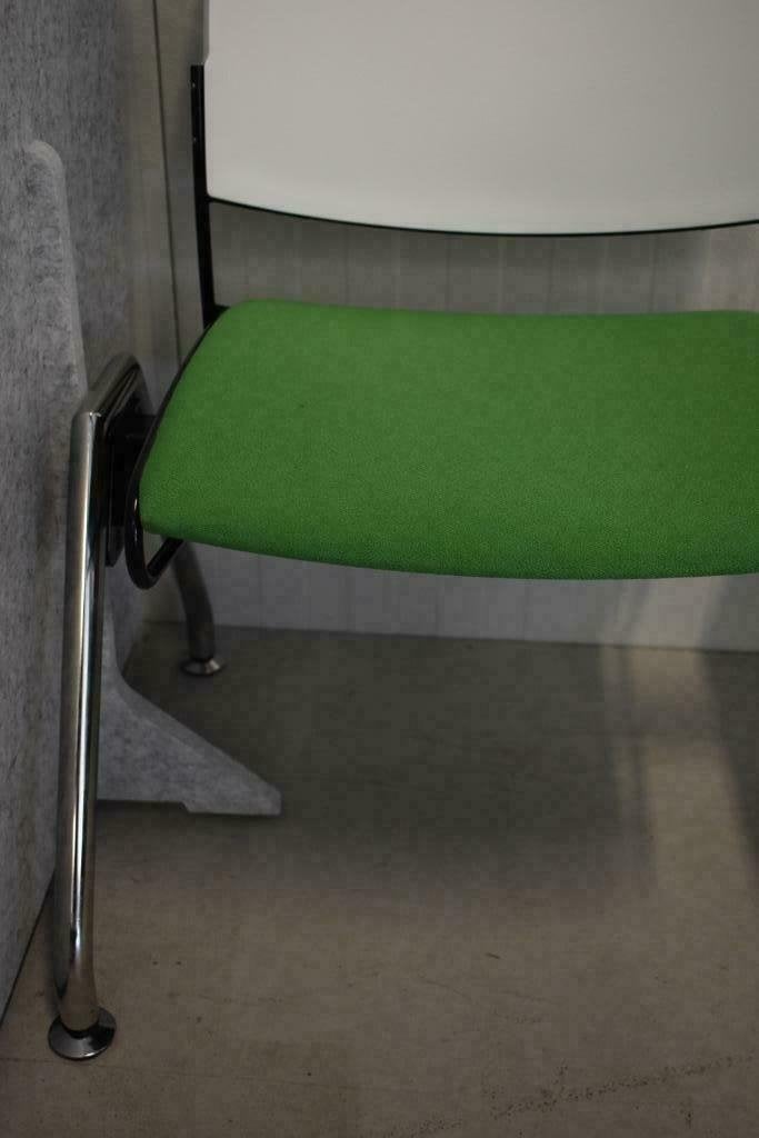 Casala curvy wachtkamerzit/wachtkamerbank / ontvangstbank, Huis en Inrichting, Banken | Bankstellen, Niet ingevuld, Niet ingevuld