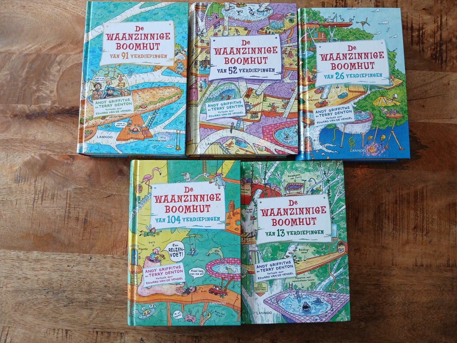 De waanzinnige boomhut boek 1,2,4,7 en 8, Ophalen of Verzenden, Zo goed als nieuw