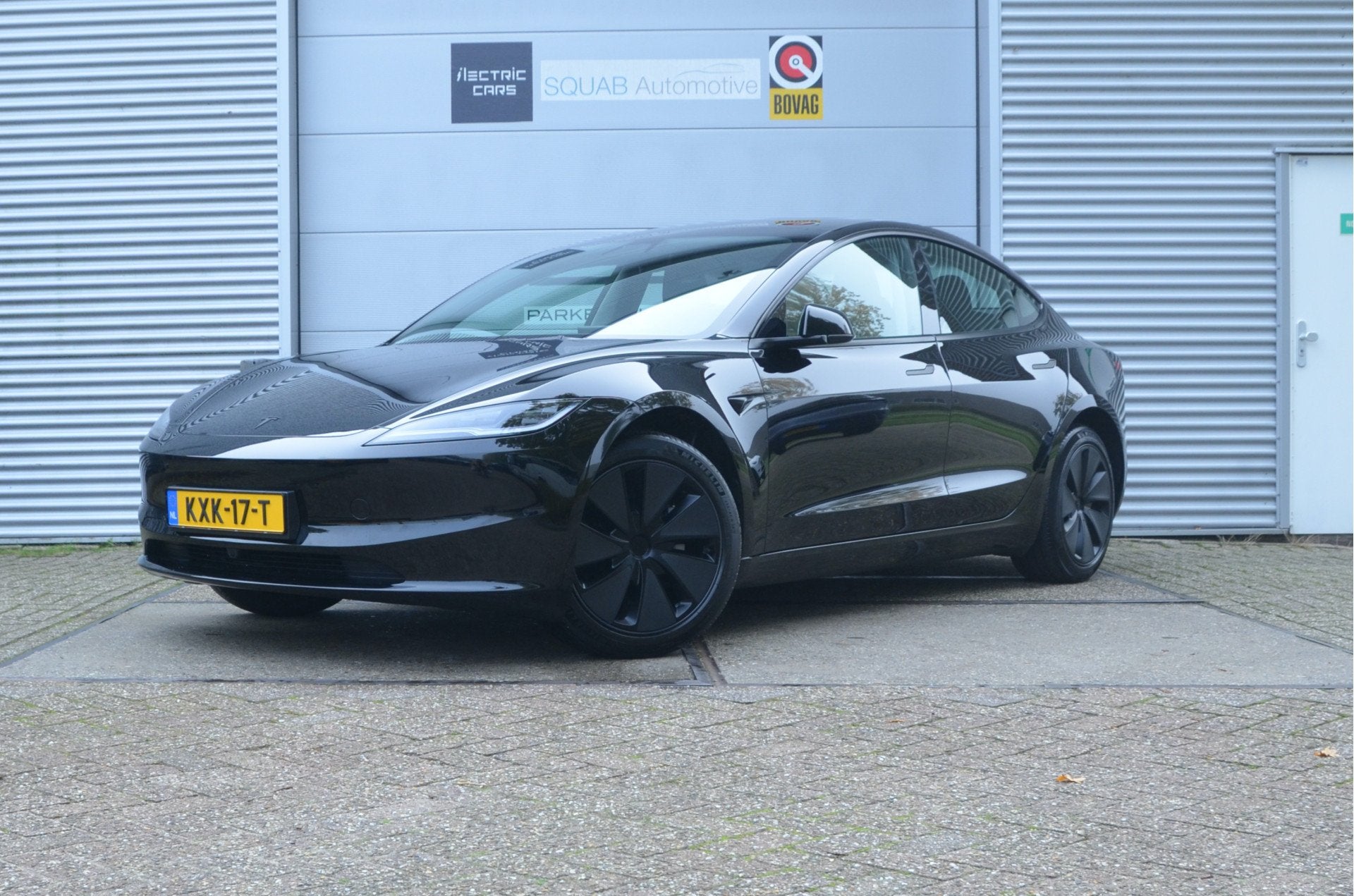 Tesla Model 3 Premium Long Range RWD 78 kWh Highland AutoPil, Auto's, Achterwielaandrijving, Gebruikt, Zwart, 320 pk