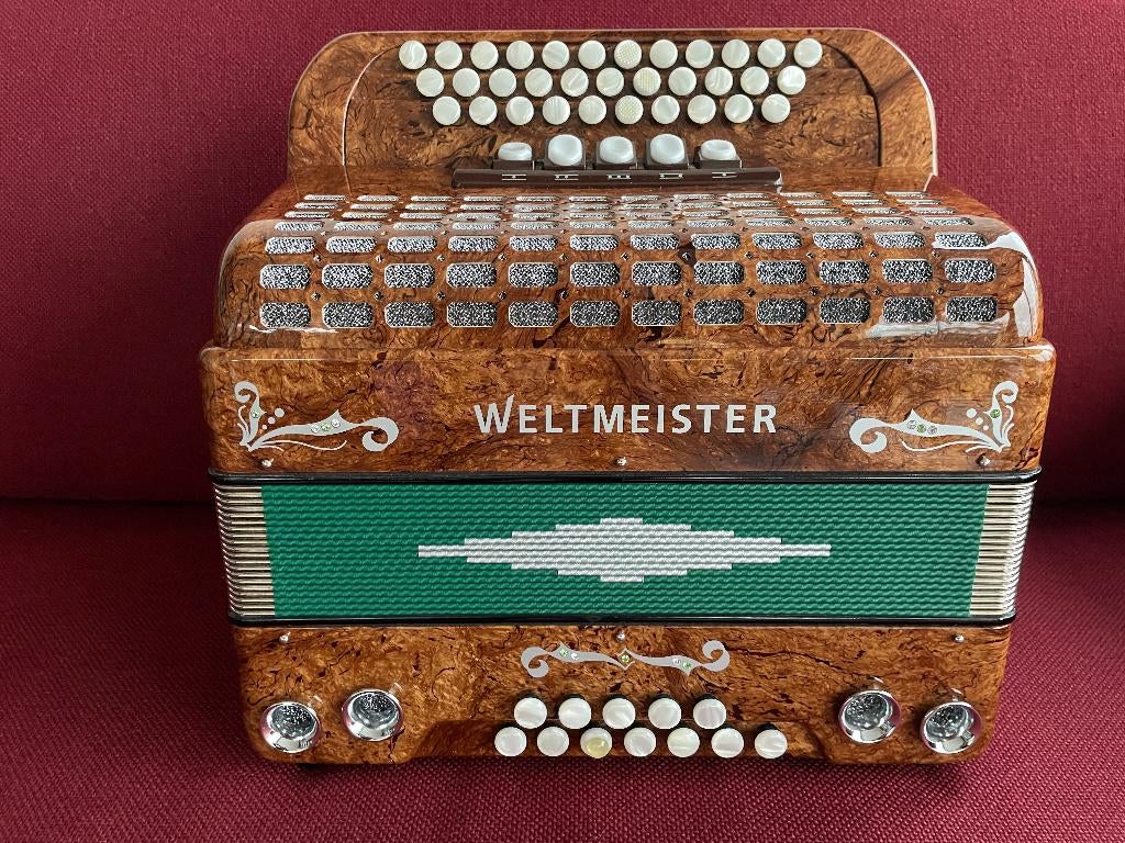 Z.g.a.n. Weltmeister Harmonica.Helicon bassen., Muziek en Instrumenten, Accordeons, Overige formaten, Met koffer, Ophalen of Verzenden