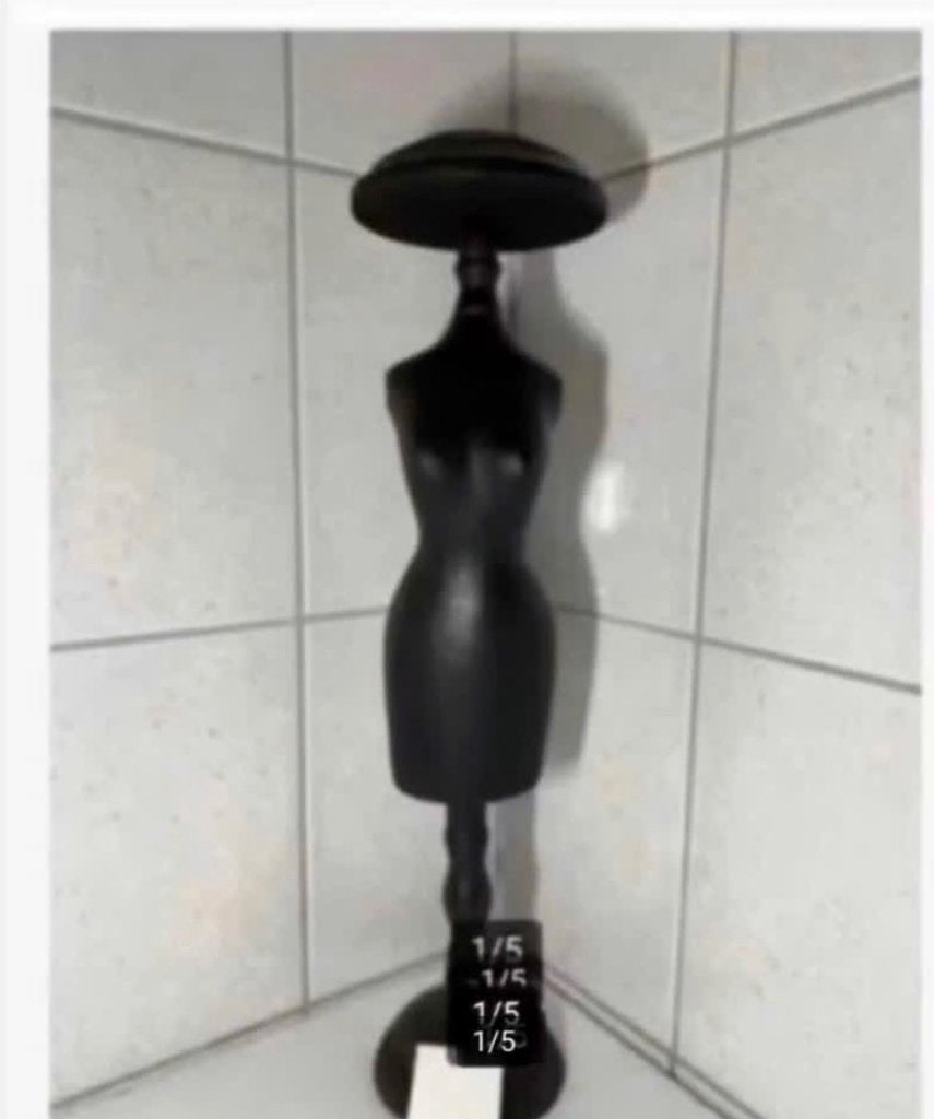 Mooie body hoedenstandaard voor pet muts kraag e.d. 39 cm, Antiek en Kunst, Curiosa en Brocante, Ophalen of Verzenden
