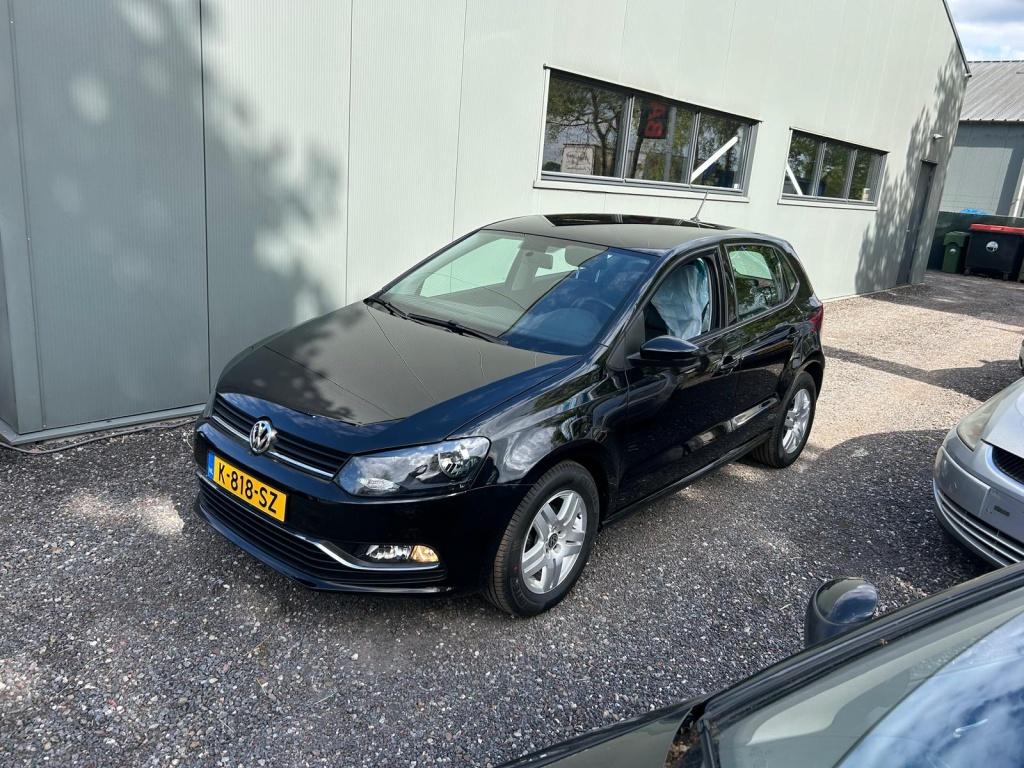 Volkswagen Polo 1.0 Blue motion technology Airco|Bluetooth, Auto's, Start-stop-systeem, 60 pk, Zwart, Bedrijf