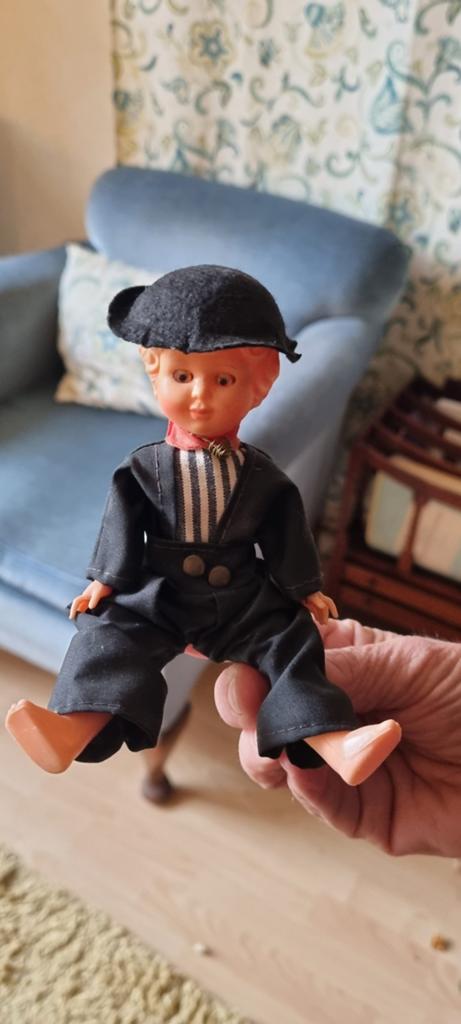 Staphorsterklederdrachtpopje met knipperende oogjes, Ophalen of Verzenden, Accessoires