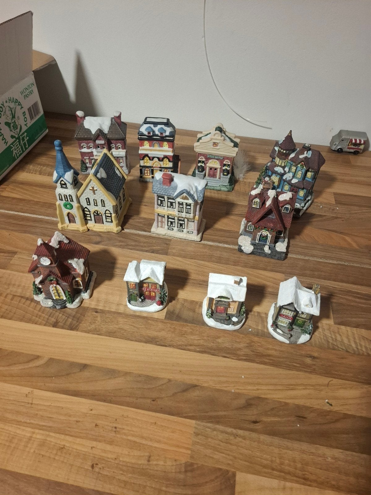 leuk kerstdorp met veel huisjes, Ophalen of Verzenden, Zo goed als nieuw