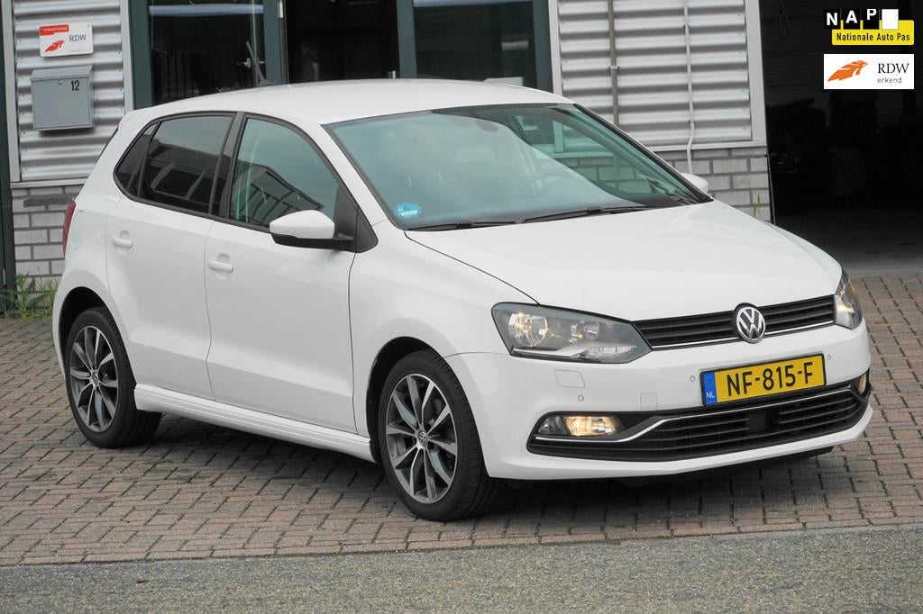 Volkswagen Polo 1.0 BlueMotion Connected Series, Voorwielaandrijving, 95 pk, Wit, Origineel Nederlands