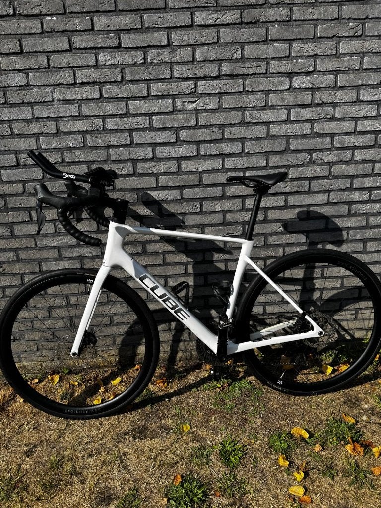 Cube Attain C:62 SLX Racefiets – 105 Di2 – Carbon – Maat 56, 28 inch, Gebruikt, Carbon, Heren