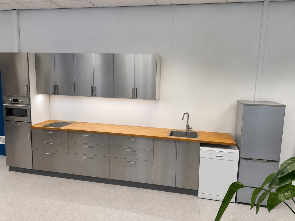 Keuken met industriële RVS look, voor chef-koks, i.g.st., Gebruikt, Ophalen of Verzenden, 200 cm of meer, Grijs