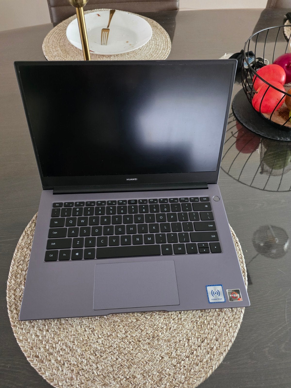 Huawei MateBook D 14 - AMD Ryzen 5 - 8GB RAM - 512GB SSD, 8 GB, 14 inch, Zo goed als nieuw, SSD