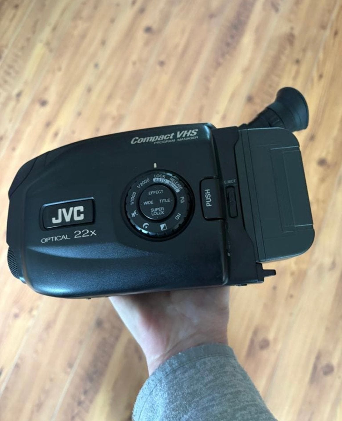JVC VHS-C videocamera GR-AX11E, Gebruikt, JVC, Overige soorten, Ophalen of Verzenden
