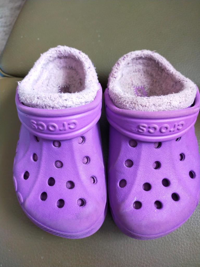 Crocs maat 8/9 (24/26)  paars gevoerd, Gebruikt, Crocs, Jongetje of Meisje, Overige typen