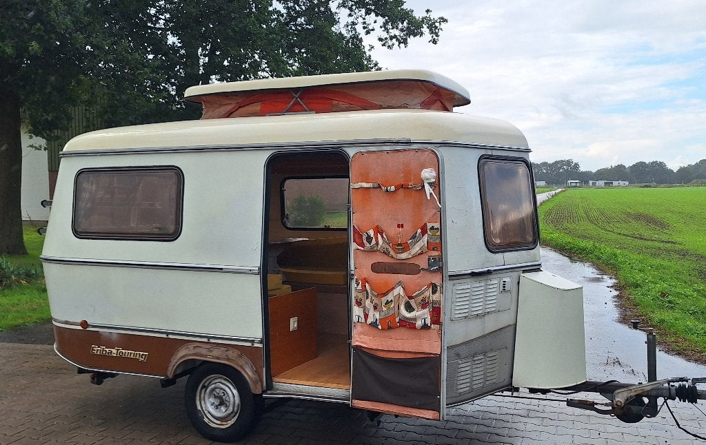 Eriba famila touring, Standaardzit, Tot en met 2, Hefdak, Particulier