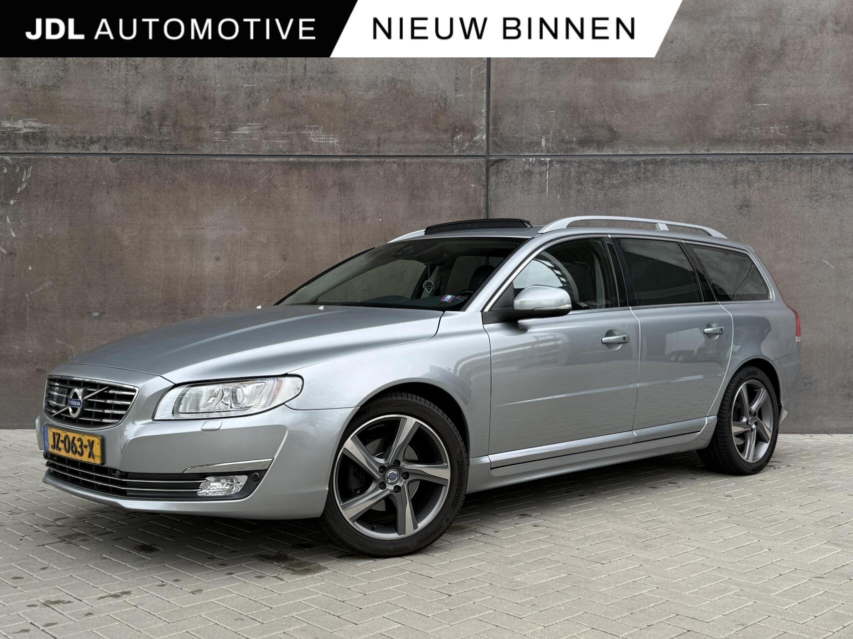 Volvo V70 2.0 D4 Polar+ | Trekhaak | Panoramadak | Adaptieve, Auto's, Diesel, 22 km/l, Automatische klimaatregeling, 750 kg