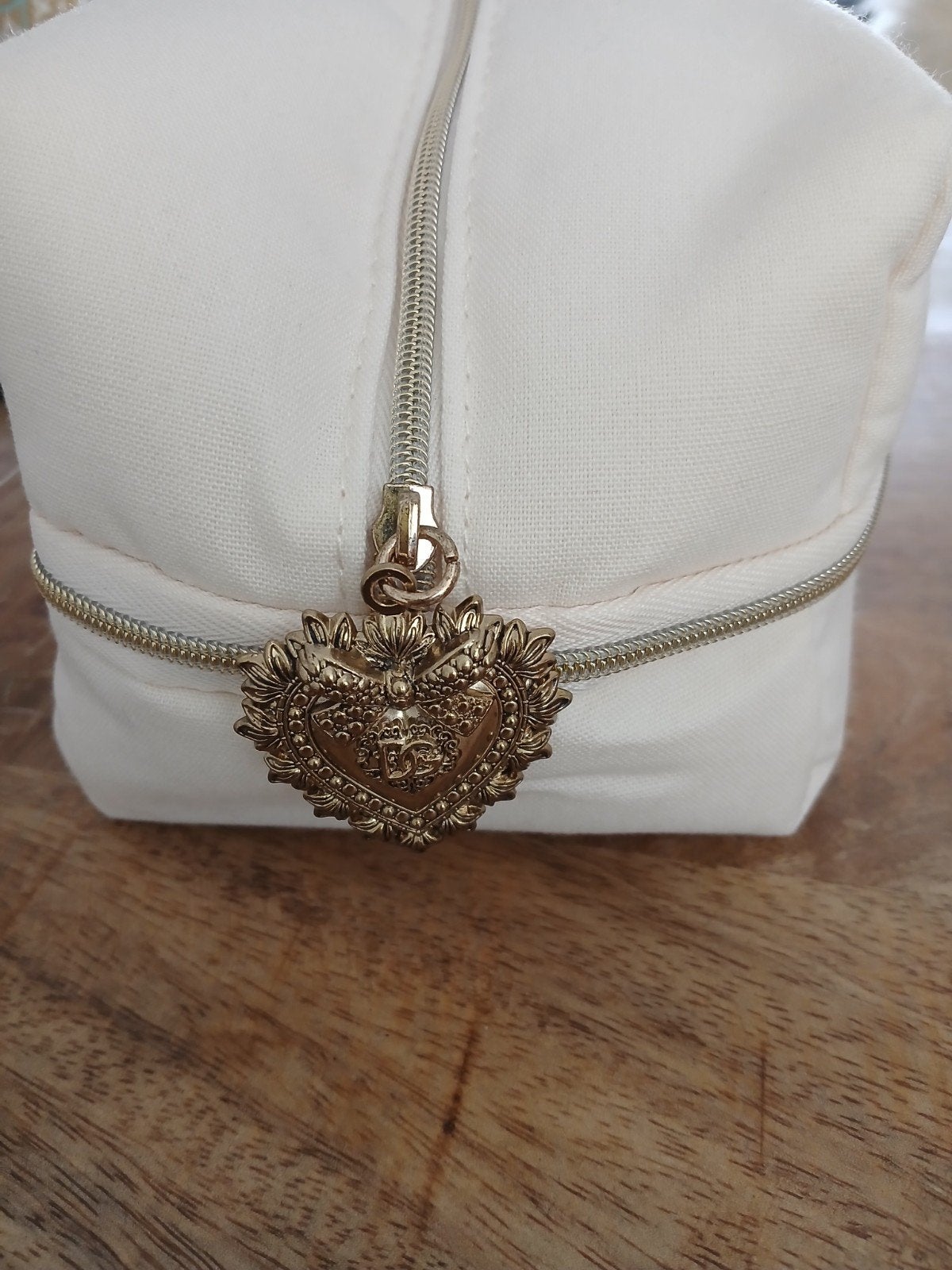 Dolce& Gabbana devotion toilettas, Sieraden, Tassen en Uiterlijk, Tassen | Damestassen, Ophalen of Verzenden, Nieuw, Handtas