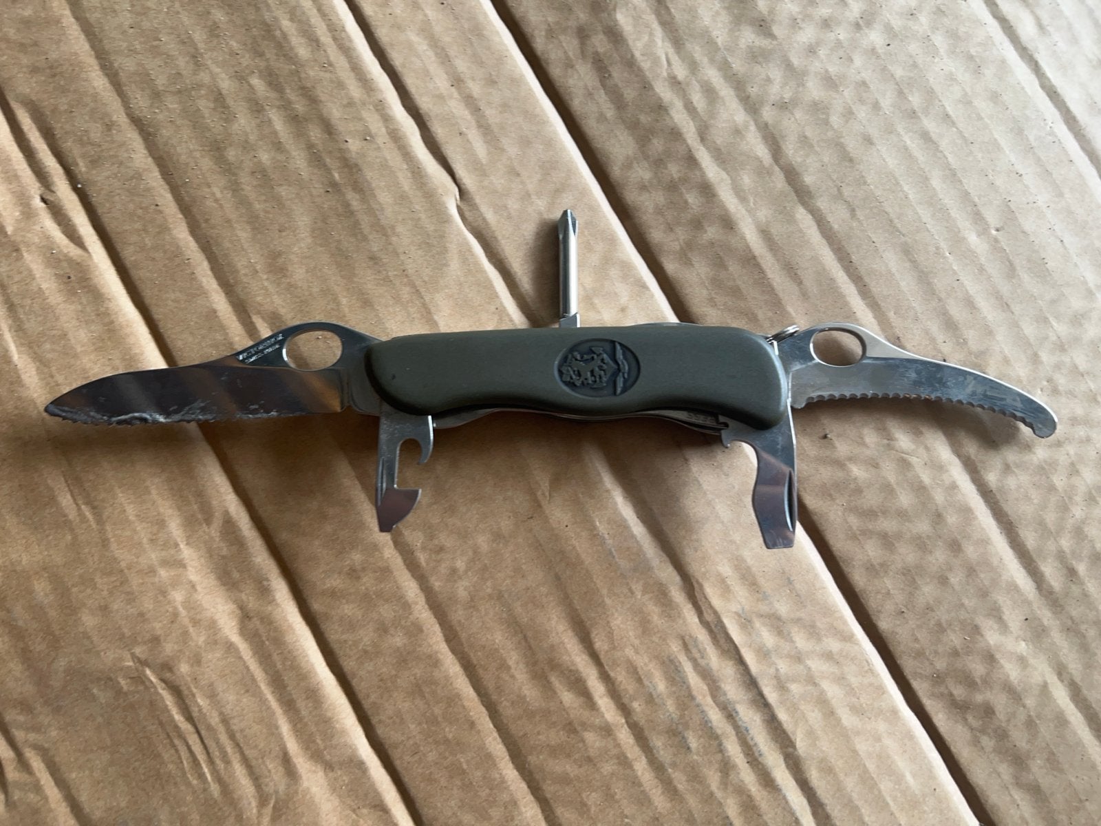 Victorinox Zwitsers zakmes - Multitool - Legeruitvoering, Ophalen of Verzenden, Gebruikt, Multitool, Overige merken
