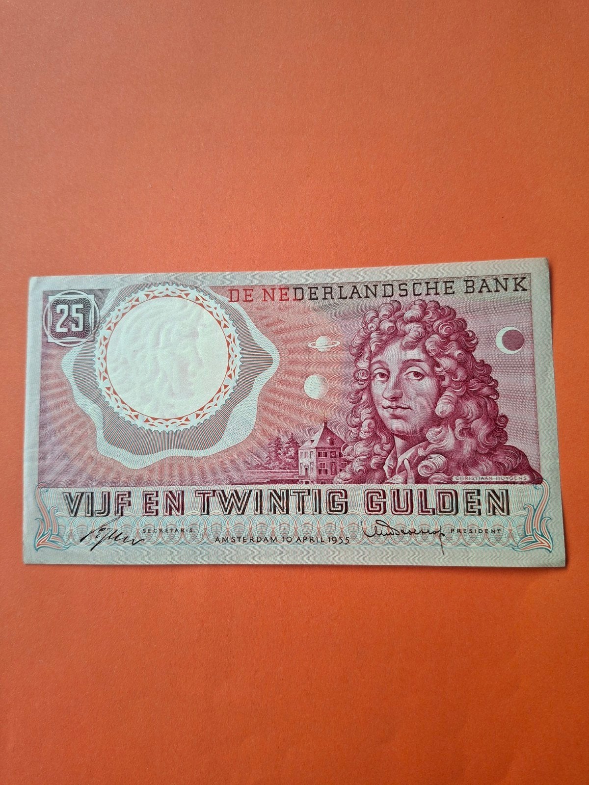 25 gulden Huygens uit 1955 in AUNC
Serie nummer AKR 001627
N, Ophalen of Verzenden, 25 gulden, Los biljet