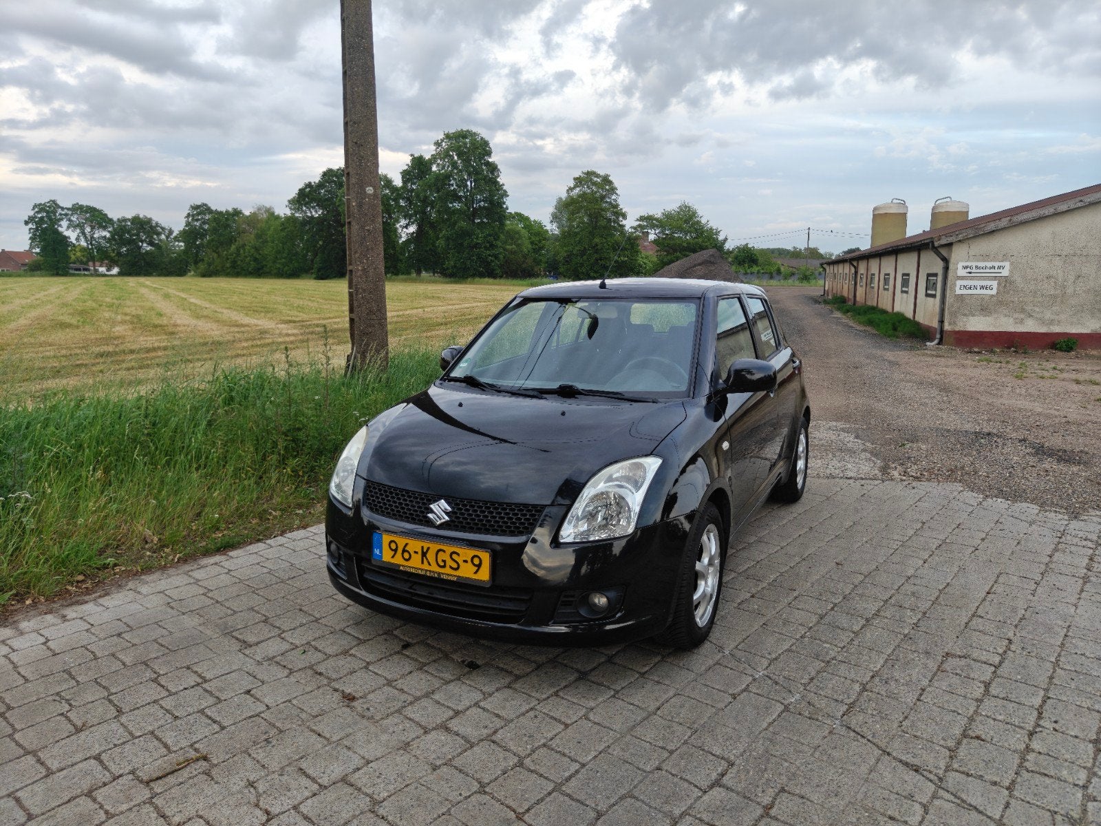Suzuki Swift 1.5 5-deurs | Dealeronderhouden | Airco, Auto's, Suzuki, Voorwielaandrijving, Stof, 40 €/maand, Zwart