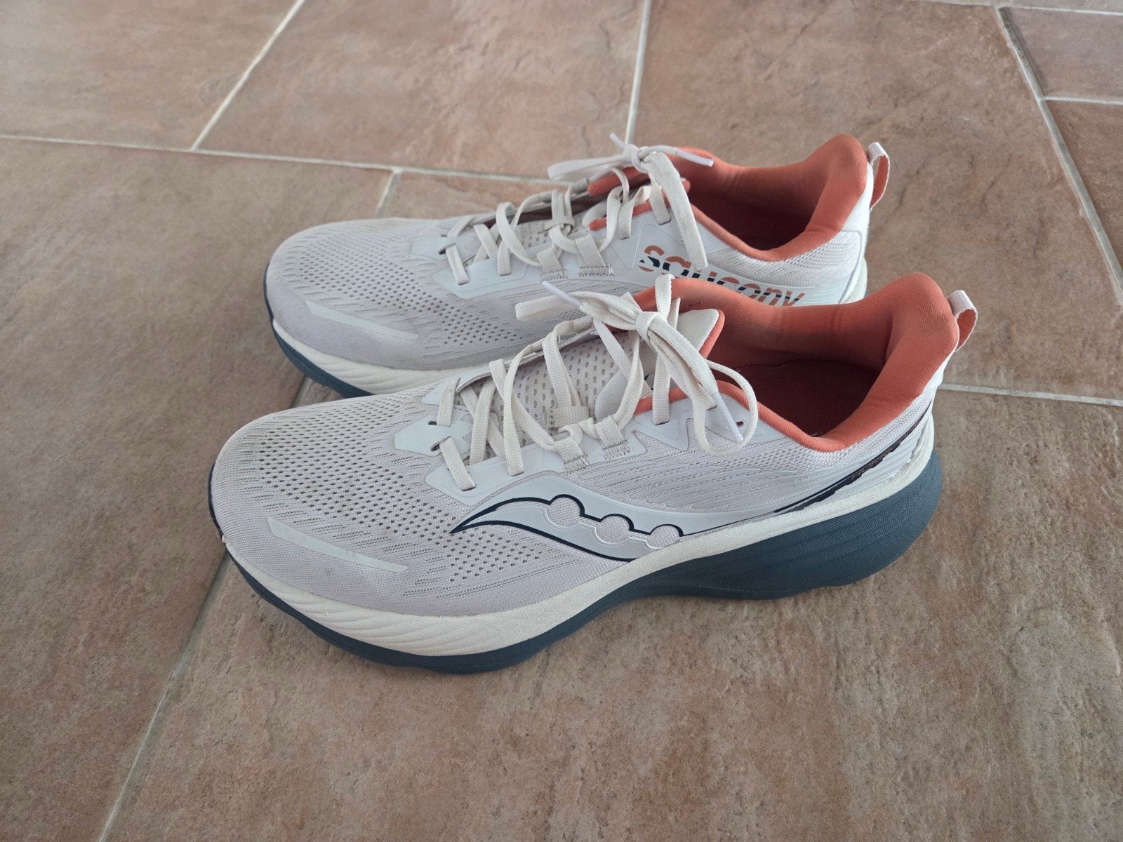 Hardloopschoenen maat 47 Saucony hurricane 24, Sport en Fitness, Loopsport en Atletiek, Hardloopschoenen, Zo goed als nieuw, Hardlopen