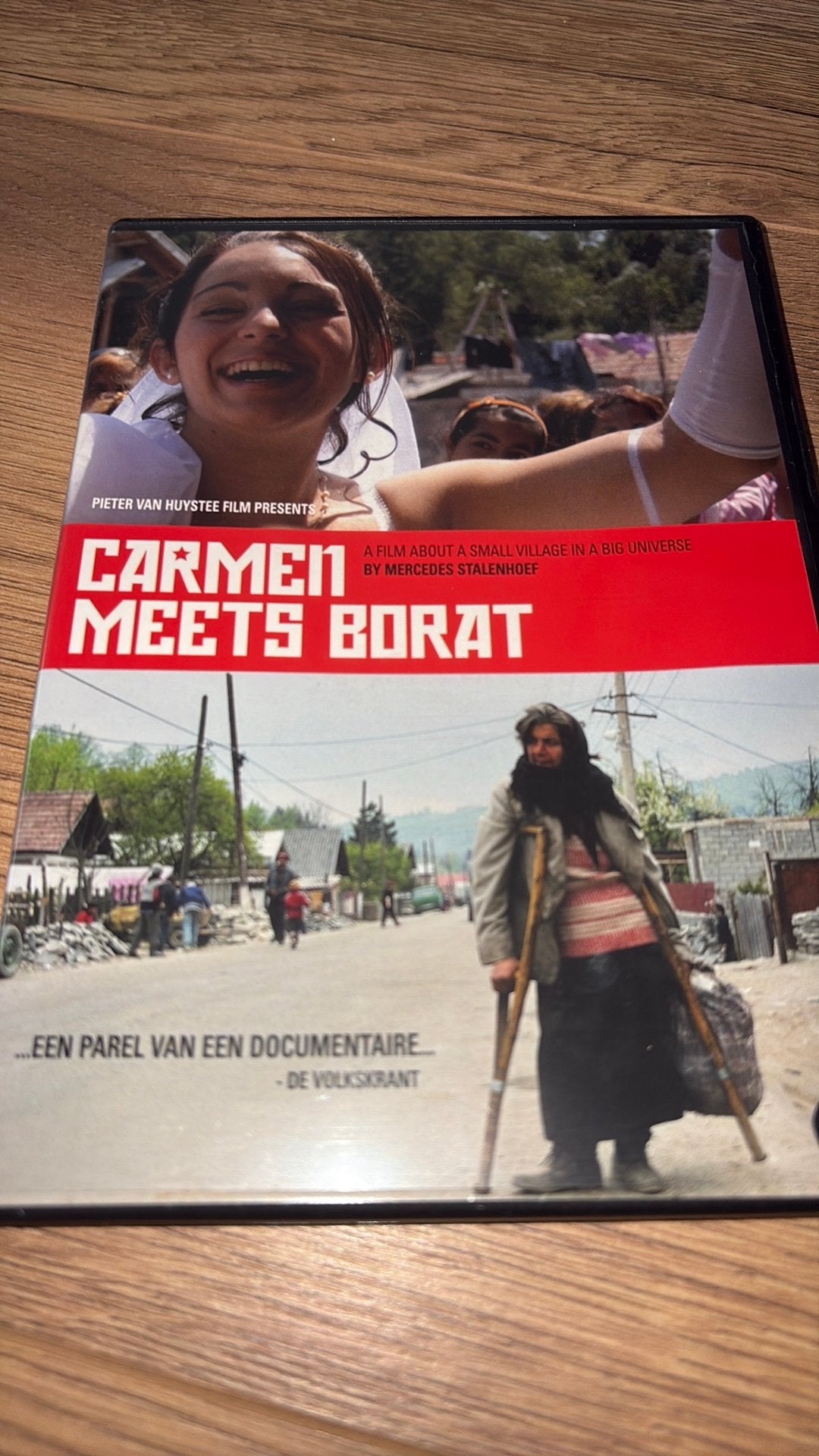 Carmen Meets Borat van Mercedes Stalenhoef., Vanaf 16 jaar, Ophalen of Verzenden, Zo goed als nieuw, Oorlog of Misdaad