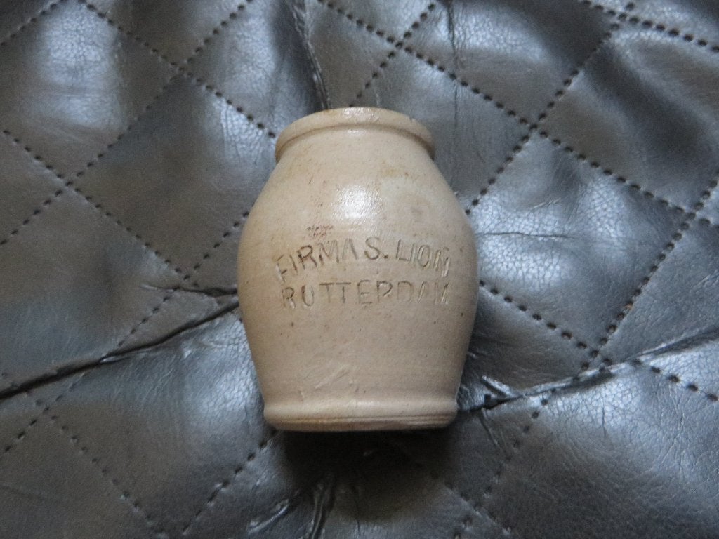 Antieke gres mosterd pot, joodse firma S. Lion Rotterdam, Verzamelen, Ophalen of Verzenden, Gebruikt, Verpakking