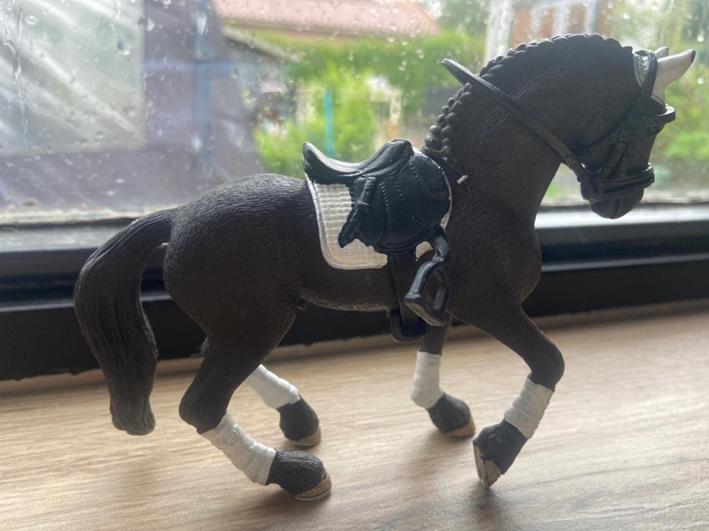 Schleich dressuur paard, Ophalen, Gebruikt, Paard, Beeldje of Figuurtje