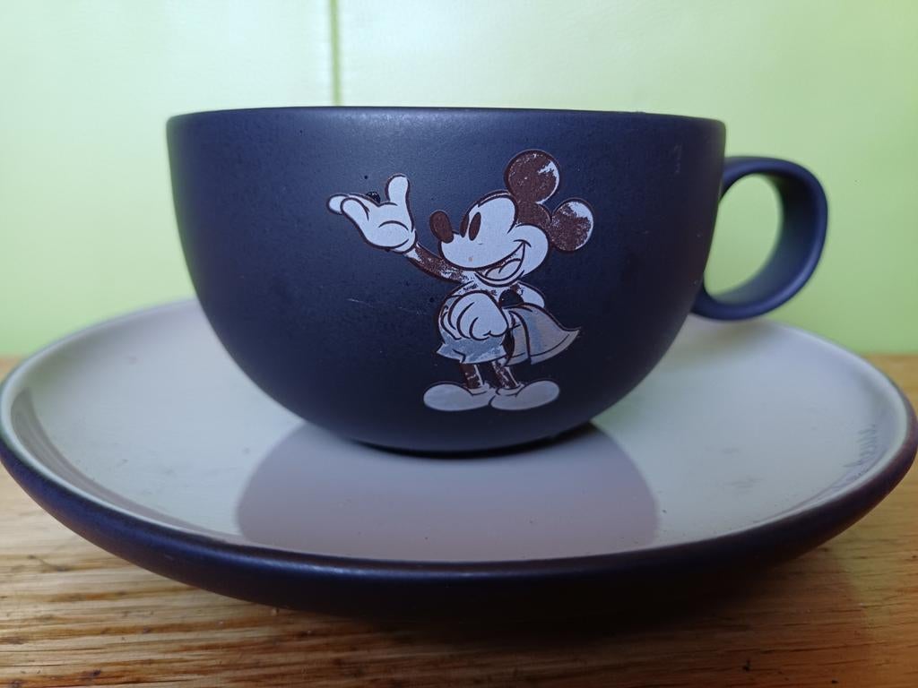 Disney Mickey Mouse Kop en Schotel - Disneyland Parijs, Ophalen of Verzenden, Porselein, Overige stijlen, Kop(pen) en/of Schotel(s)