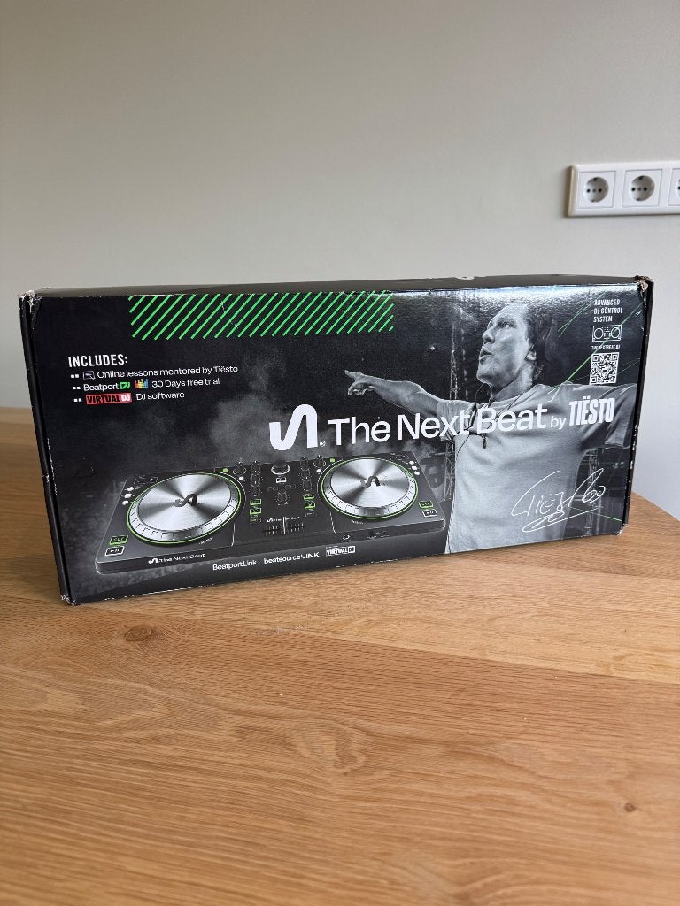 The Next Beat by Tiësto DJ-controller (nieuw in doos), Ophalen of Verzenden, Nieuw, Dj-set, Overige merken
